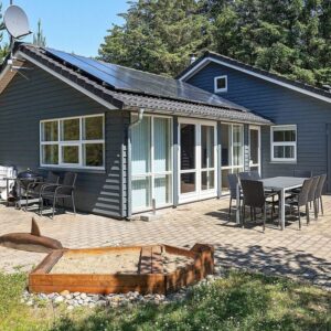 Schones Ferienhaus in Albaek mit privatem Whirlpool